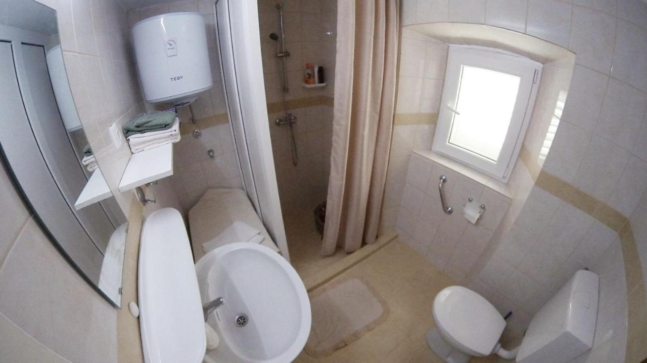 Вилла Charming House Lovro Prozura Экстерьер фото