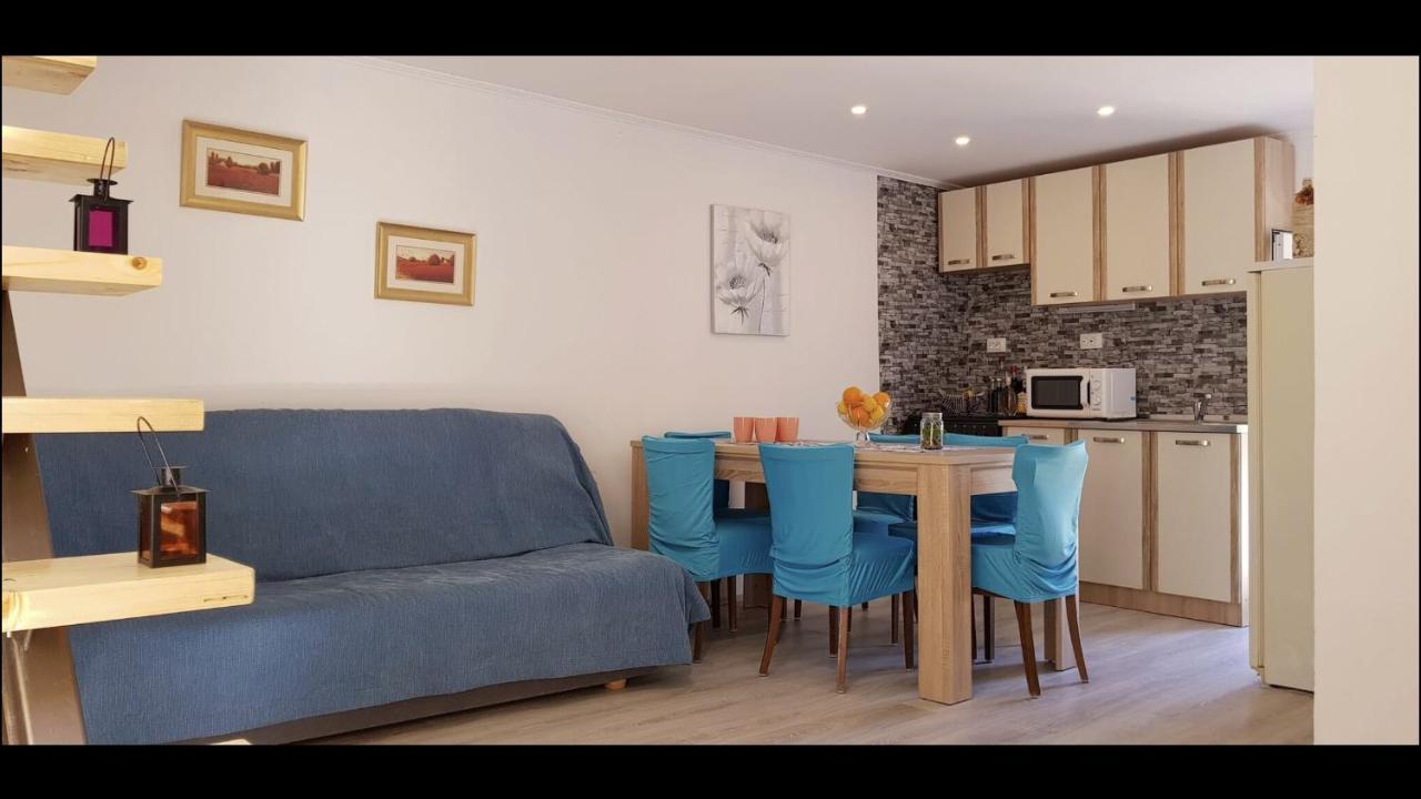 Вилла Charming House Lovro Prozura Экстерьер фото